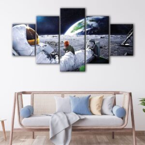 Toile d'art 5 panneaux astronaute buvant du soda
